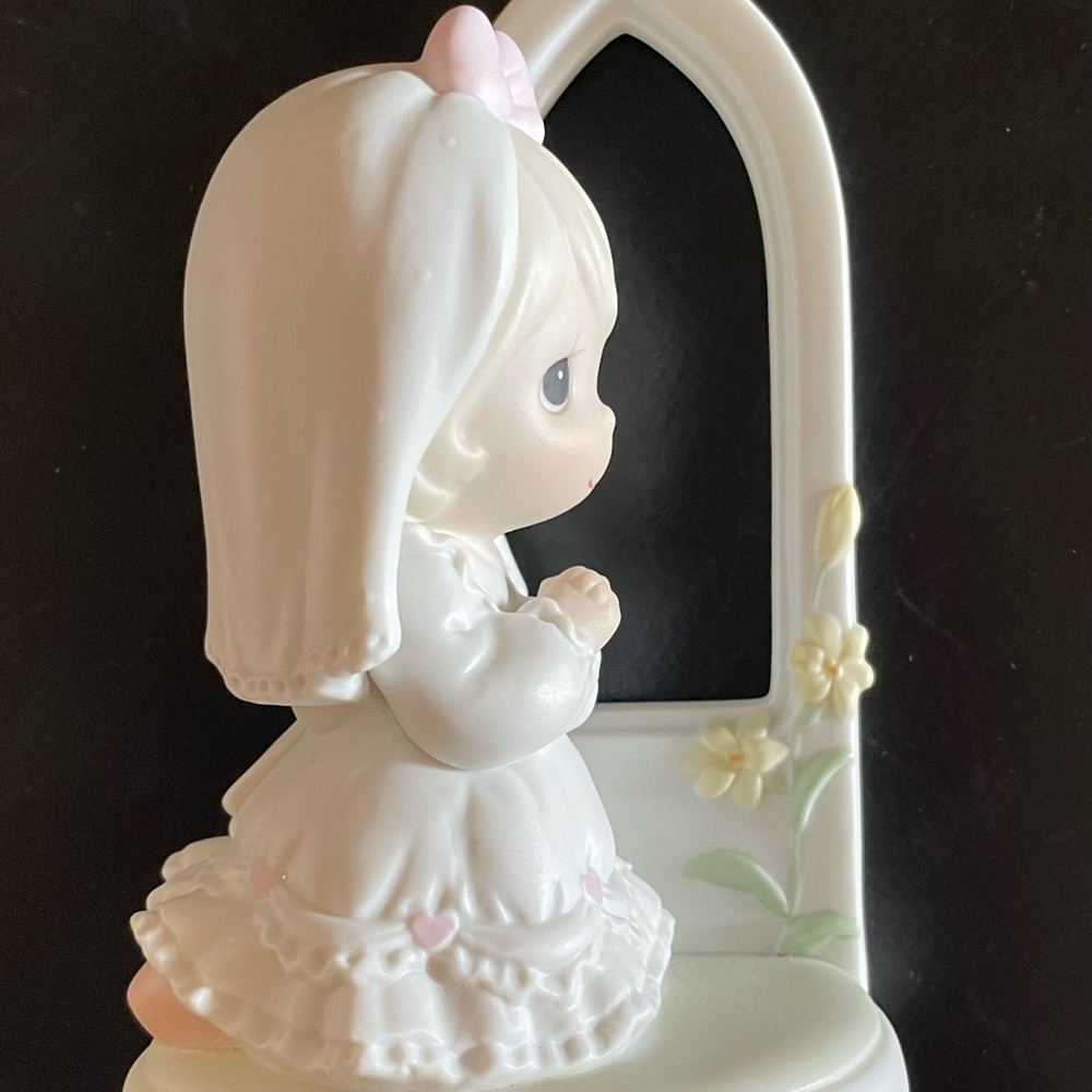 Precious Moments “May Your Future Be Blessed”
